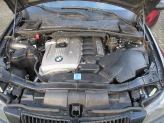 BMW 3-serie 330 i Aut picture 30