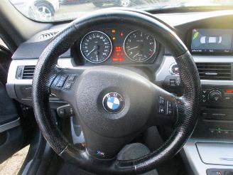 BMW 3-serie 330 i Aut picture 21