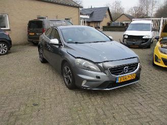 Auto incidentate Volvo V-40 2.0 D4 R-Design Business 2014/9