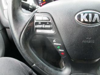 Kia Cee d 1.6 GDI Economy Line picture 31