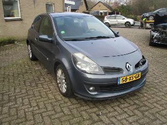 krockskadad bil auto Renault Clio 1.2 TCE Dynamique 2007/9