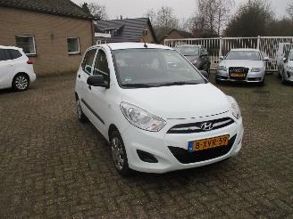 krockskadad bil auto Hyundai I-10 1.1 Pure 2013/3