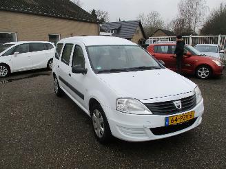 Dacia Logan MCV 1.6 MPI Ambiance picture 1
