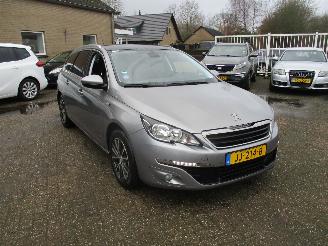 skadebil auto Peugeot 308 1.2 PureTech Style REST BPM 350!!! 2016/3