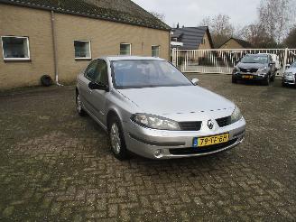 škoda osobní automobily Renault Laguna 2.0-16V T Tech Line 2006/7