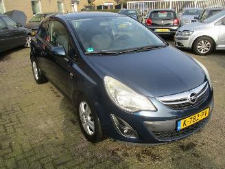 Unfallwagen Opel Corsa 1.4-16V Cosmo 2012/1