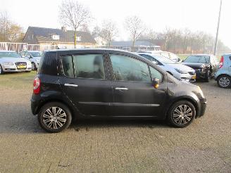 Renault Modus 1.6-16V Tech Road picture 8