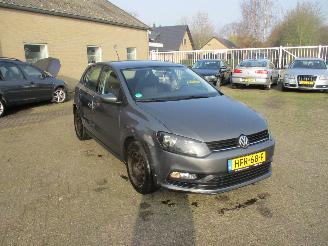 uszkodzony samochody osobowe Volkswagen Polo 1.0 Comfortline REST BPM €500,-!!! 2015/7