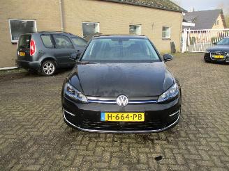 Volkswagen e-Golf E-DITION picture 2
