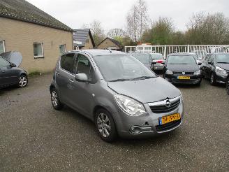 Vaurioauto  passenger cars Opel Agila 1.2 Edition 2009/9