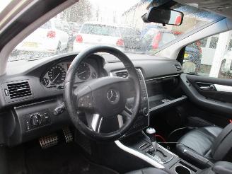 Mercedes B-klasse 200 picture 20