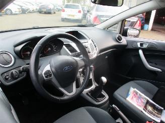 Ford Fiesta 1.25 Titanium picture 13