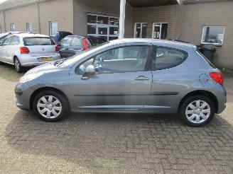 Peugeot 207 1.4 VTi Cool \'n Blue picture 4