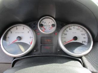 Peugeot 207 1.4 VTi Cool \'n Blue picture 22