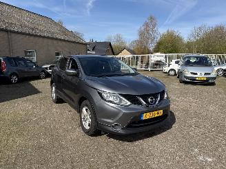 krockskadad bil auto Nissan Qashqai 1.2 N-Connecta REST BPM €500!!! 2016/4