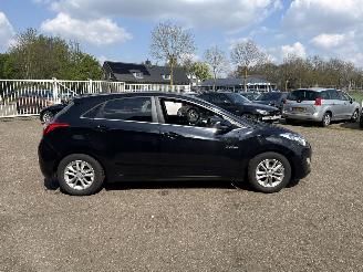 Hyundai I-30 1.6 GDI i-Motion Pl. REST BPM €500,-!!! picture 8