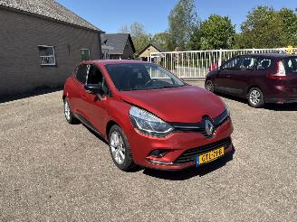 Renault Clio 0.9 TCe Bose picture 1