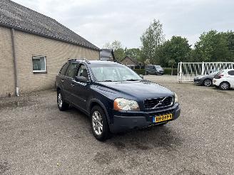 uszkodzony samochody osobowe Volvo Xc-90 2.5 T Exclusive 7 PERSOONS 2002/12