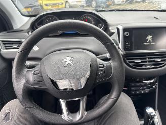 Peugeot 208 1.6 VTi Allure REST BPM €800,-!!! picture 21