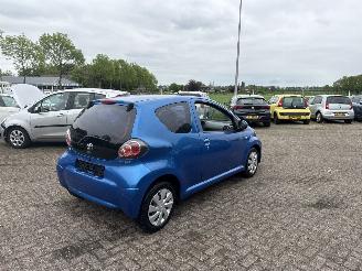 Toyota Aygo DYNAMIC BLUE picture 8