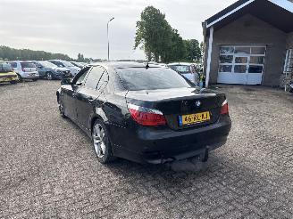 BMW 5-serie 525i Executive picture 5