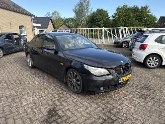 uszkodzony samochody osobowe BMW 5-serie 525i Executive 2005/5