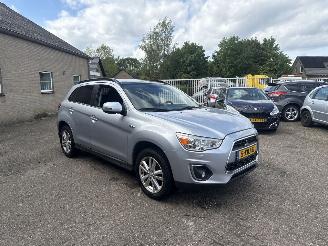 uszkodzony samochody osobowe Mitsubishi ASX 1.6 Intense ClearTec REST BPM €600,-!!! 2014/6