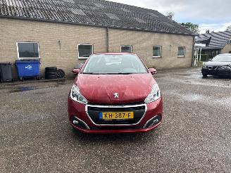 Peugeot 208 1.2 PureT. Blue Lion REST BPM €370,-!!! picture 3