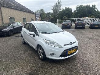 Coche accidentado Ford Fiesta 1.4 Titanium AUTOMAAT 2012/9