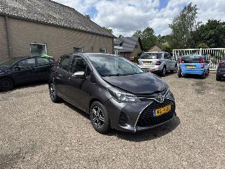 Avarii autoturisme Toyota Yaris 1.0 VVT-i Trend REST BPM €300,-!!! 2017/1