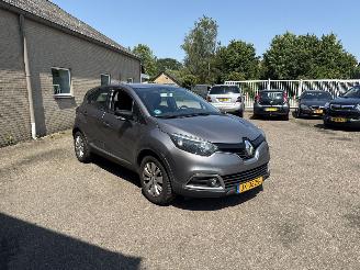 krockskadad bil auto Renault Captur 0.9 TCe Dynamique REST BPM €500,-!!! 2015/8