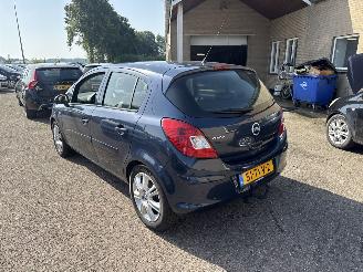 Opel Corsa 1.4-16V Anniversary Edition picture 5