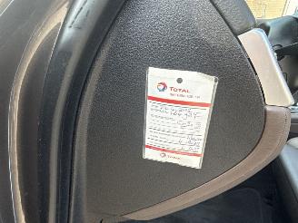BMW 5-serie 528xi High Executive Individual AUT REST BPM €400,-!!! picture 31