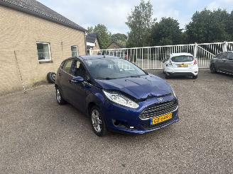 krockskadad bil auto Ford Fiesta 1.0 Titanium 2015/4