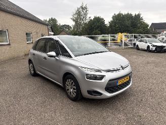 skadebil auto Citroën C4 PICASSO 1.6 e-HDi Attraction AUT REST BPM €400,-!!! 2015/1