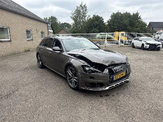 Vaurioauto  passenger cars Audi A6 allroad 3.0 TDI quattro Premium Edition REST BPM €800,-!!! 2015/8