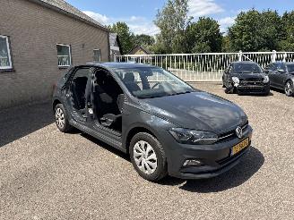 skadebil auto Volkswagen Polo 1.0 TSI Comfortline REST BPM €700,-!!! 2018/11