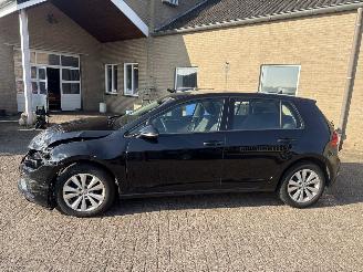 Volkswagen Golf 1.0 TSI Comfortline AUT picture 4