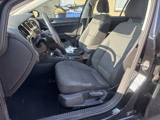 Volkswagen Golf 1.0 TSI Comfortline AUT picture 37