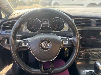 Volkswagen Golf 1.0 TSI Comfortline AUT picture 17