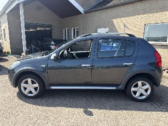 Dacia Sandero 1.6 Stepway REST BPM €100,-!!! picture 4