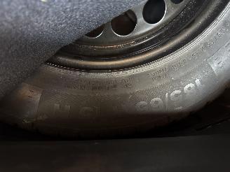 Opel Corsa 1.4 Online Edition picture 12