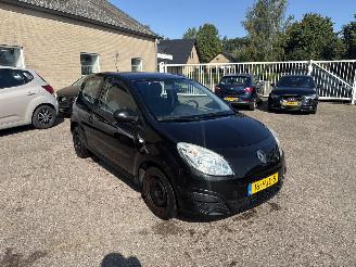 Unfallwagen Renault Twingo 1.2 Authentique 2008/12
