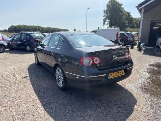 Volkswagen Passat 2.0 FSI Comfortline picture 5