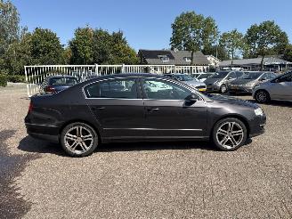 Volkswagen Passat 2.0 FSI Comfortline picture 8