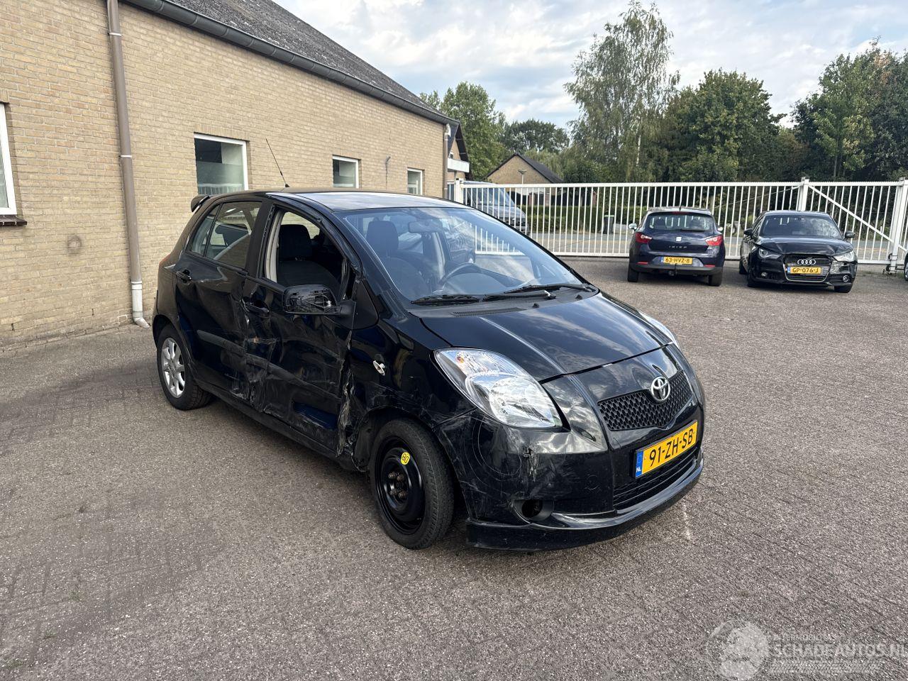 Toyota Yaris 1.3 VVTi Sol Sport
