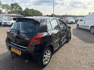 Toyota Yaris 1.3 VVTi Sol Sport picture 8