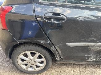 Toyota Yaris 1.3 VVTi Sol Sport picture 14