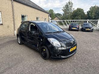 skadebil auto Toyota Yaris 1.3 VVTi Sol Sport 2008/2