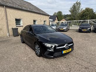 damaged passenger cars Mercedes A-klasse 200 Business Solution AUT REST BPM €1200,-!!! 2020/7